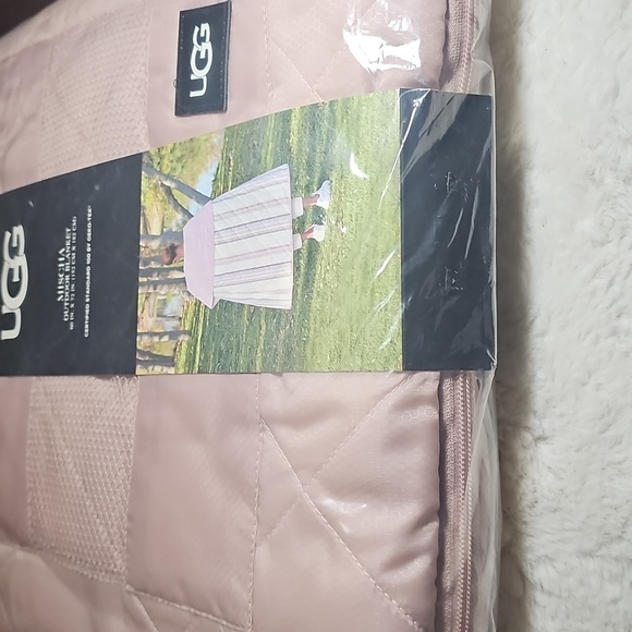 UGG Mischa Quilted Outdoor Blanket in Rosewater Stripe - Picture 6 of 6